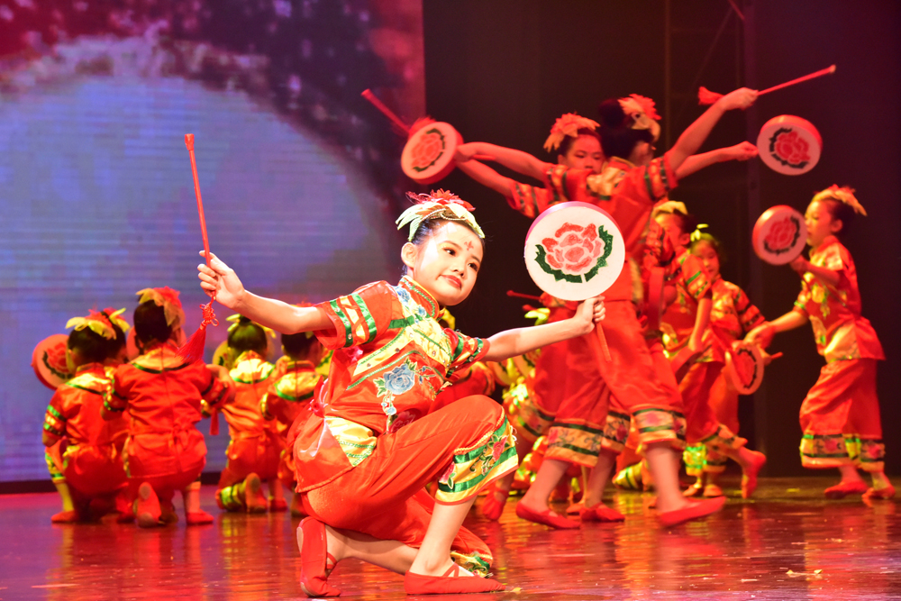 ���������̨ ϲӭʮ�Ŵ����조��һ�����ջ���̫ƽ��ר������